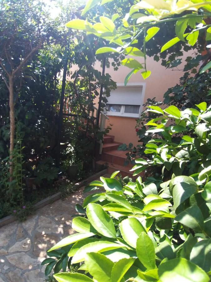 Apartmani Kutlesa Vodice Buitenkant foto