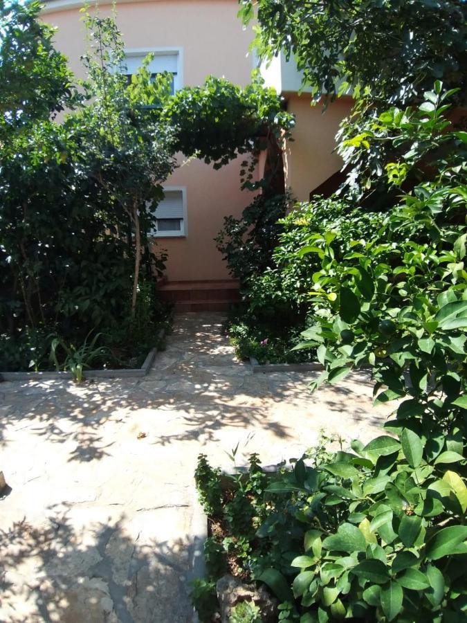 Apartmani Kutlesa Vodice Buitenkant foto