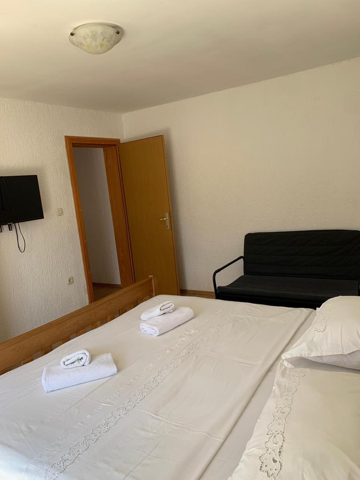 Apartmani Kutlesa Vodice Buitenkant foto